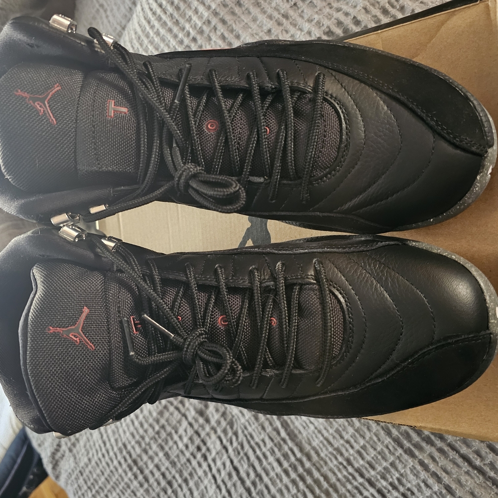 Jordan Men's Black Sneakers